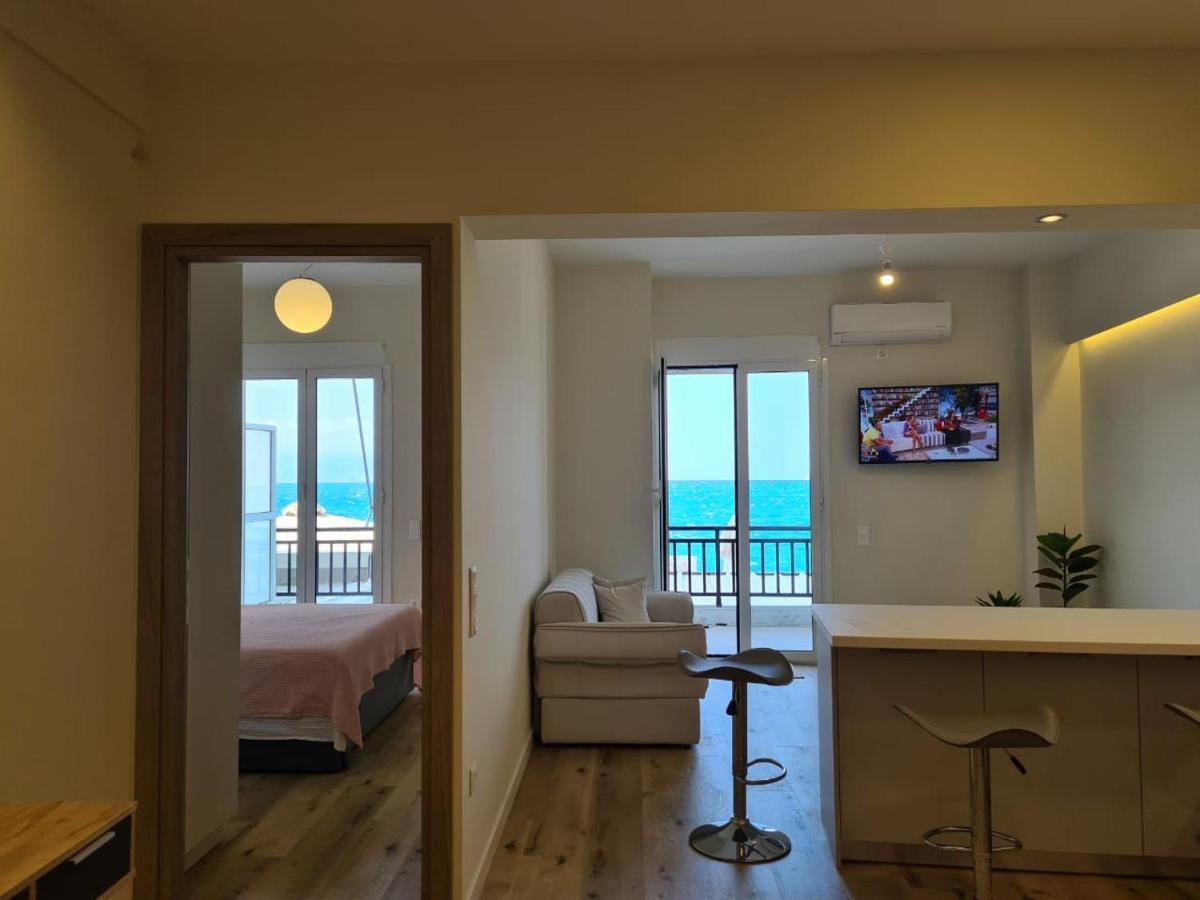 Апартаменты Grace Seaside Лоутраки Экстерьер фото